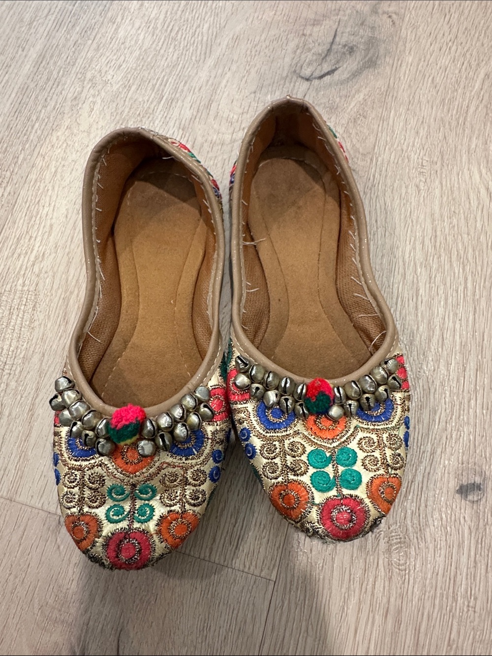 Embellished Multicolor Kids Jutti Flats